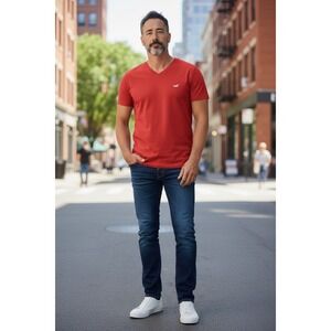 Hollister Mens Red V Neck T Shirt Short Sleeve Logo Size L